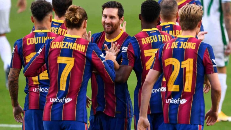 Barcelona vai economizar 122 milhões de euros com jogadores concordando com corte de salários